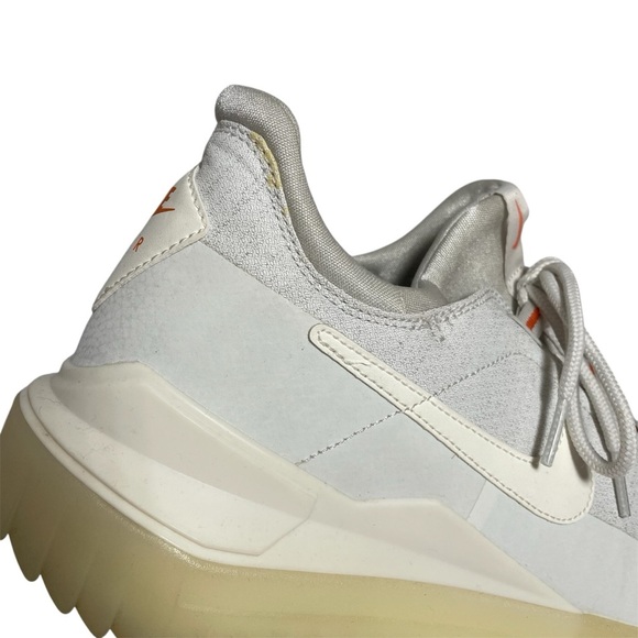 Nike Air Wild Sneakers in Light Bone Sail Terra Orange Size 12 - Picture 4 of 9